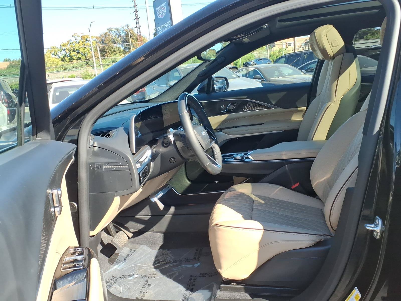 Certified 2024 Cadillac Lyriq Sport w/ Nappa Leather Package AWD/4WD image 20
