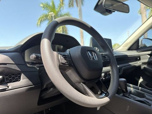 Used 2024 Honda Accord EX image 30