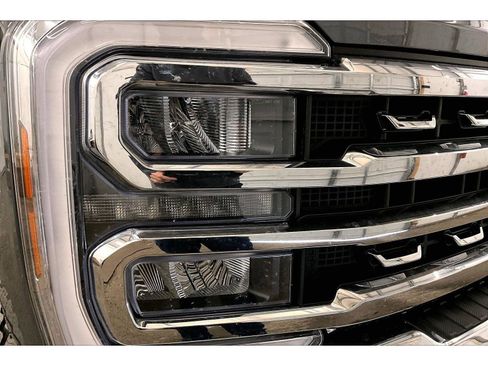 Used 2022 Chevrolet Colorado Z71 image 27