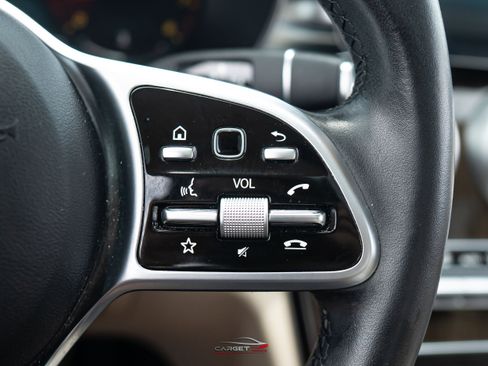 Used 2021 Mercedes-Benz C 300 Sedan w/ Premium Package image 21