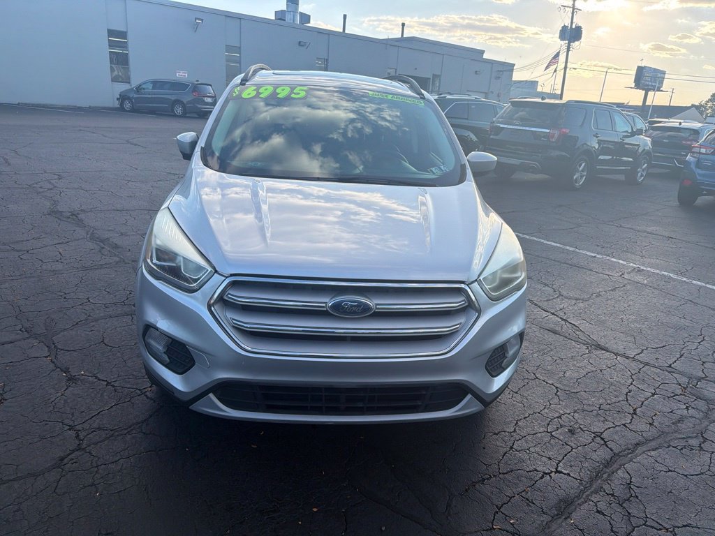 Used 2018 Ford Escape SEL FWD image 3