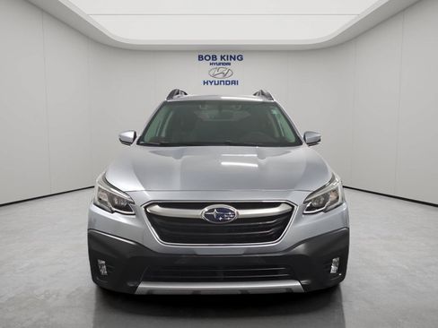 Used 2021 Subaru Outback Limited XT w/ Popular Package #2 AWD/4WD image 8