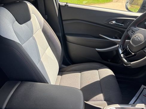 New 2026 Chevrolet Trax RS FWD image 27