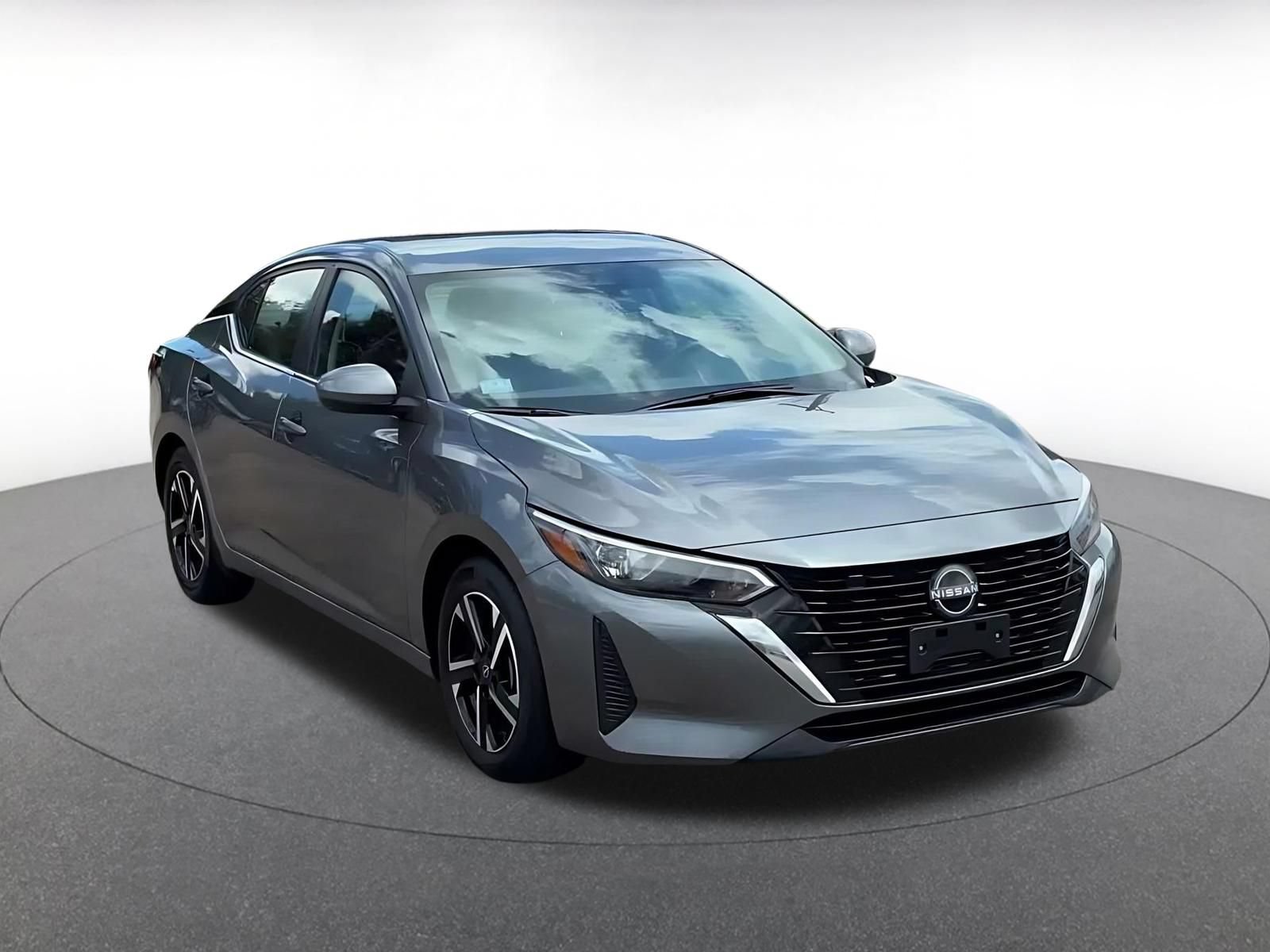Used 2025 Nissan Sentra SV FWD image 3