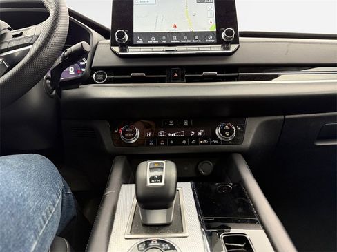 Used 2024 Mitsubishi Outlander SEL image 22