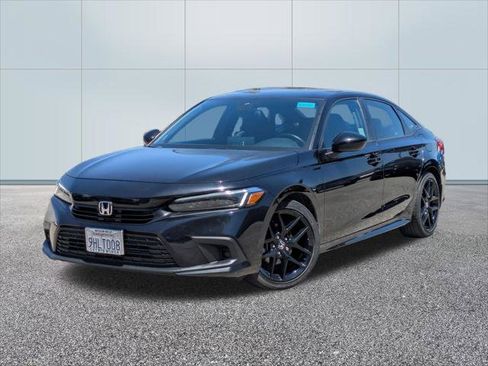 Used 2023 Honda Civic Sport image 1