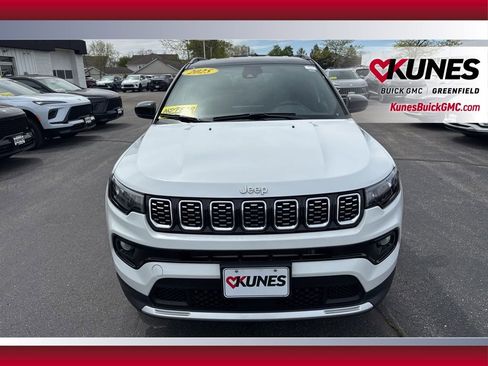 Used 2025 Jeep Compass Limited AWD/4WD image 11