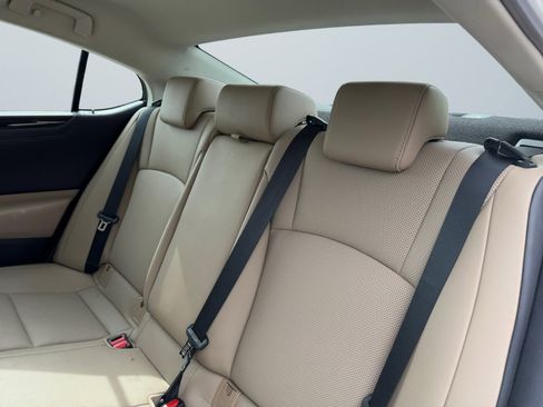 Used 2021 Lexus ES 250 w/ Premium Package image 14