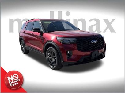 New 2025 Ford Explorer ST-Line w/ Premium Package