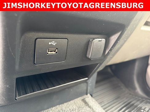 Used 2022 Ford F350 XL w/ Power Equipment Group image 19