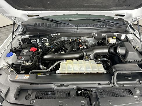 Used 2023 Ford Expedition Max XLT image 33