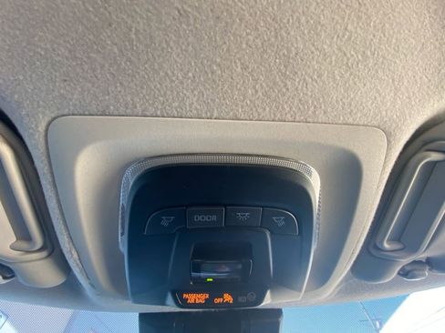 Used 2025 Toyota Corolla LE FWD image 19