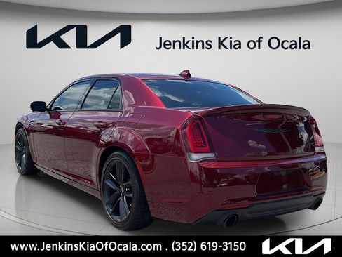 Used 2023 Chrysler 300 C RWD image 5