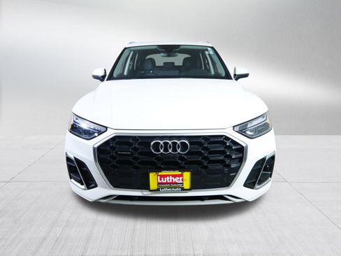 Used 2022 Audi Q5 2.0T Premium Plus image 2