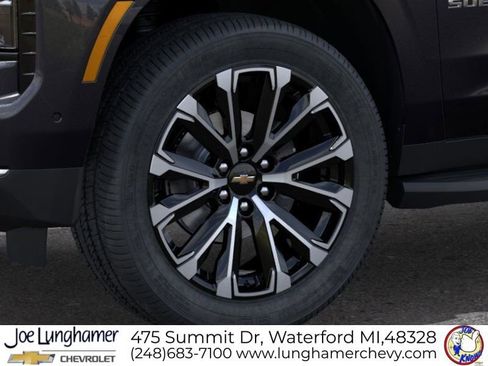 New 2026 Chevrolet Suburban High Country w/ Sun And Tow Package image 9