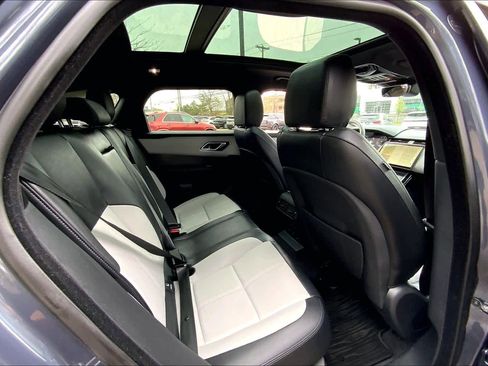 Used 2024 Land Rover Range Rover Velar Dynamic SE AWD/4WD image 18
