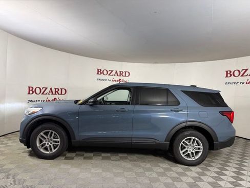 Used 2026 Ford Explorer Active AWD/4WD image 5