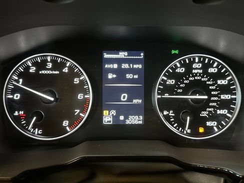 Used 2025 Subaru Legacy Premium AWD/4WD image 10