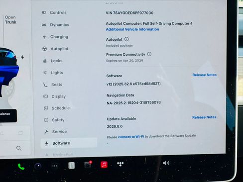 Used 2023 Tesla Model Y 2WD image 37