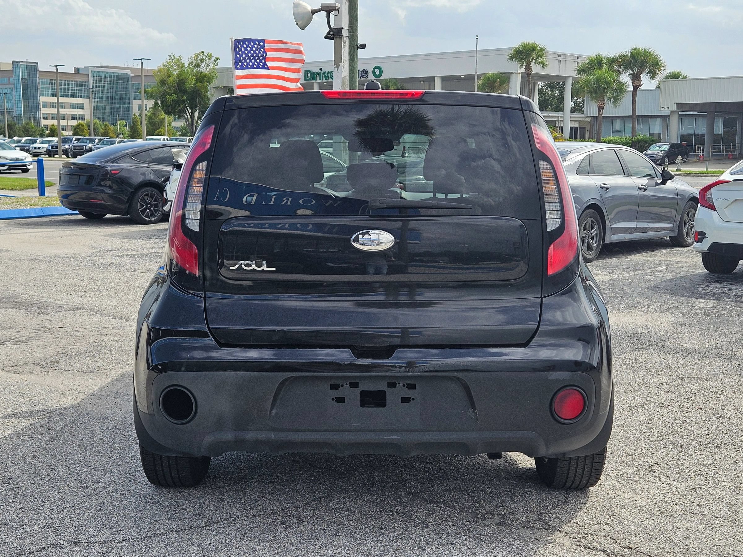 Used 2017 Kia Soul FWD image 6