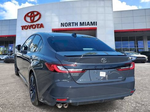 Used 2025 Toyota Camry XSE FWD image 3