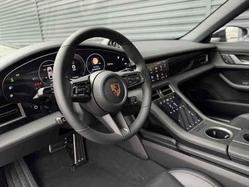 New 2025 Porsche Taycan 4S image 4