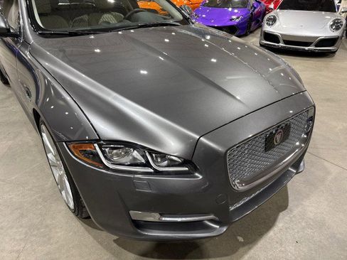 Used 2019 Jaguar XJ L Portfolio image 30