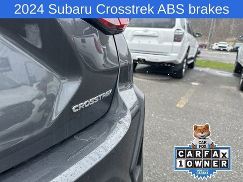 Used 2024 Subaru Crosstrek 2.0i Premium image 17