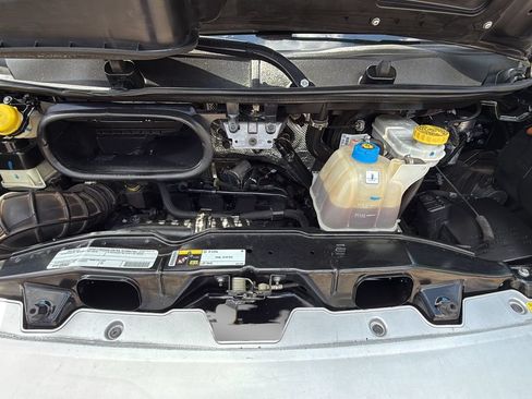 Used 2020 RAM ProMaster 2500 FWD image 18