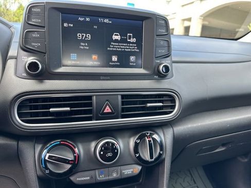 Used 2019 Hyundai Kona SE FWD image 19