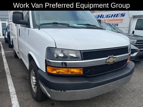 Used 2021 Chevrolet Express 3500 w/ Power Convenience Package RWD image 1