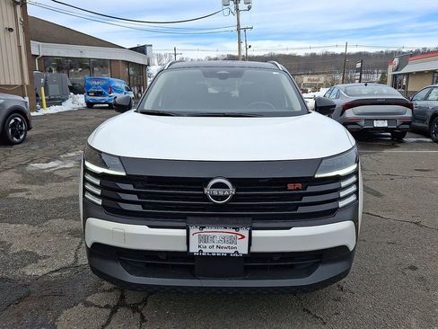 Used 2025 Nissan Kicks SR image 20