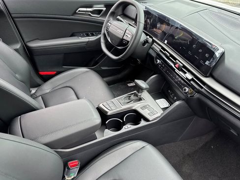 New 2026 Kia Sportage EX AWD/4WD image 16