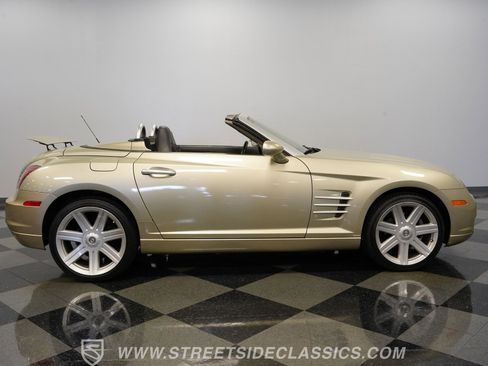 Used 2006 Chrysler Crossfire Limited RWD image 15