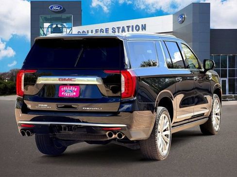 Used 2023 GMC Yukon XL Denali image 5