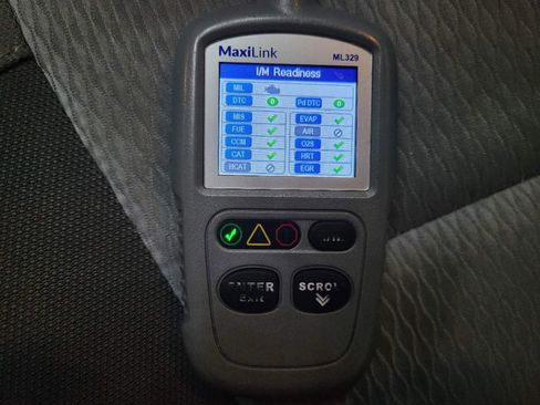 Used 2019 Toyota Corolla LE image 14