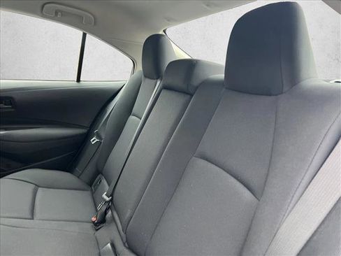 Used 2023 Toyota Corolla LE image 19