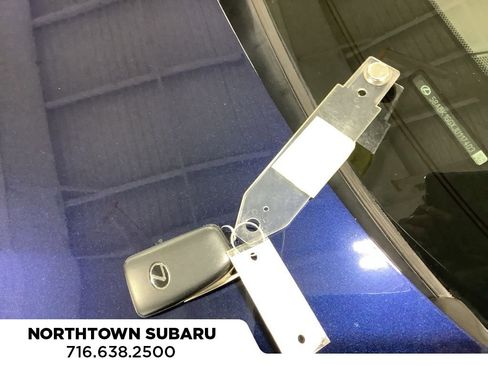 Used 2018 Lexus ES 350 w/ Luxury Package w/Wood Trim image 28