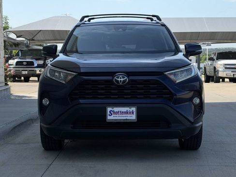 Used 2020 Toyota RAV4 XLE w/ Carpet Mat Package FWD image 7