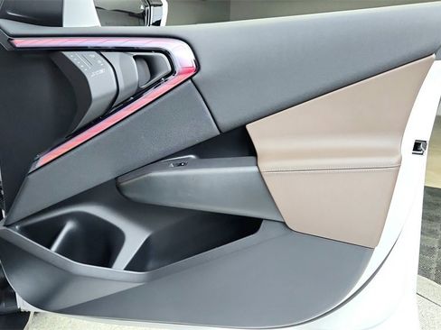 Used 2025 BMW X3 xDrive30i w/ Convenience Package image 28