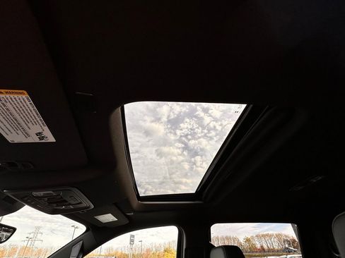 New 2026 GMC Sierra 2500 AT4 w/ AT4 Premium Plus Package AWD/4WD image 30