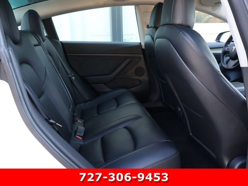 Used 2023 Tesla Model 3 Standard Range image 18
