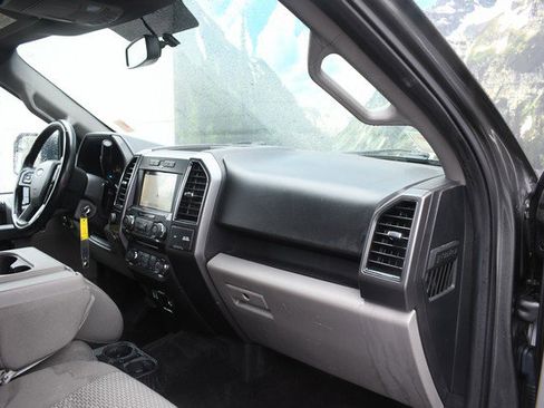 Used 2018 Ford F150 XLT w/ Equipment Group 302A Luxury AWD/4WD image 24
