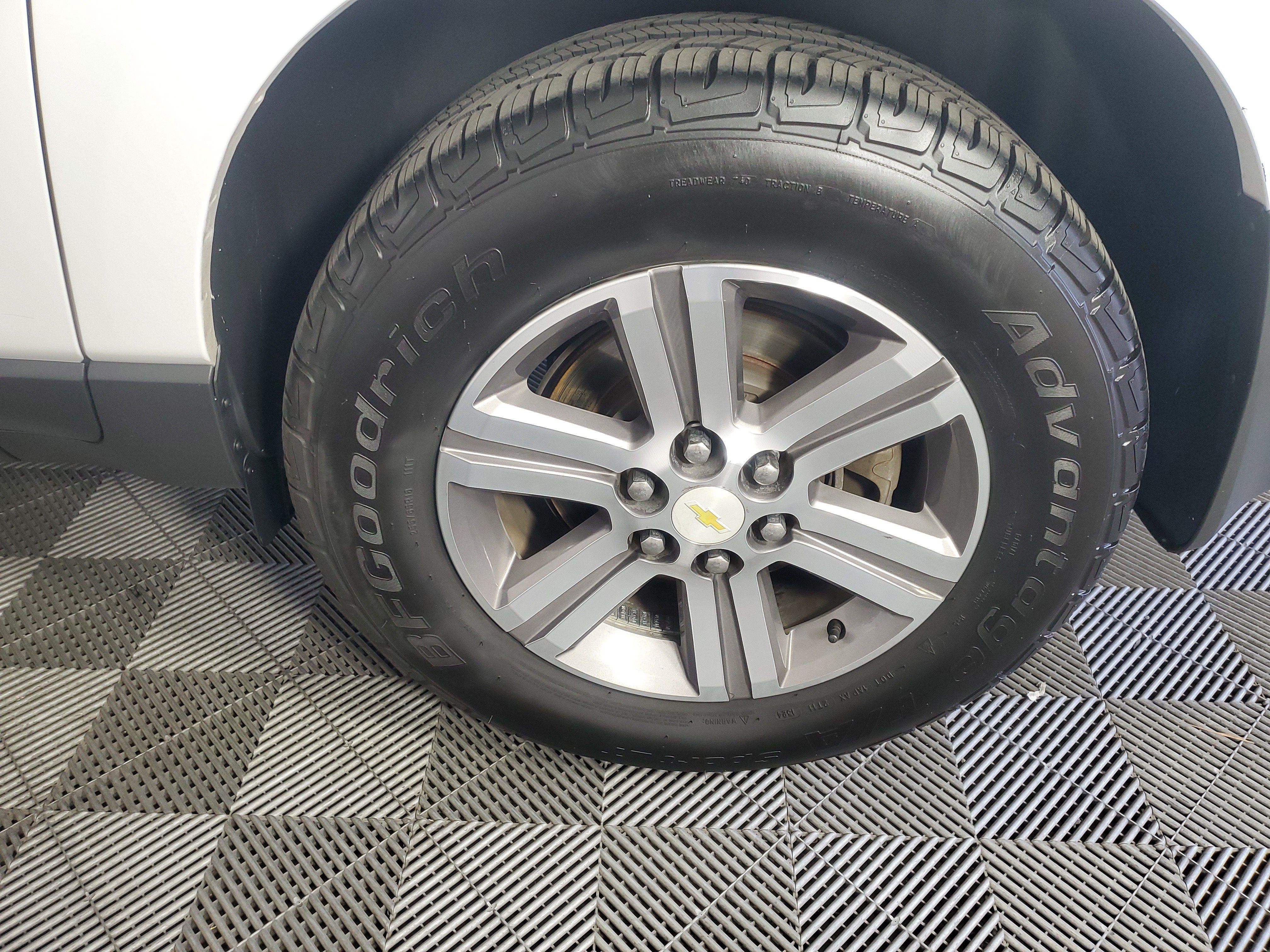 Used 2017 Chevrolet Traverse LT AWD/4WD image 30