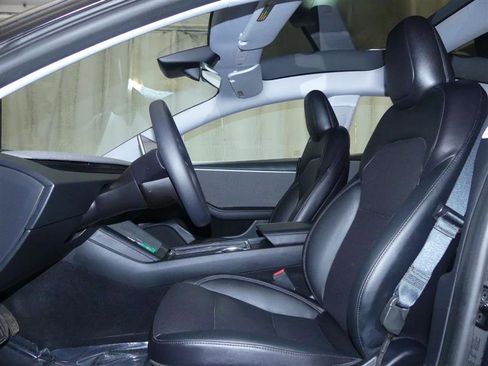 Used 2024 Tesla Model 3 image 17