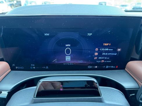 Used 2025 Lincoln Aviator Reserve image 20