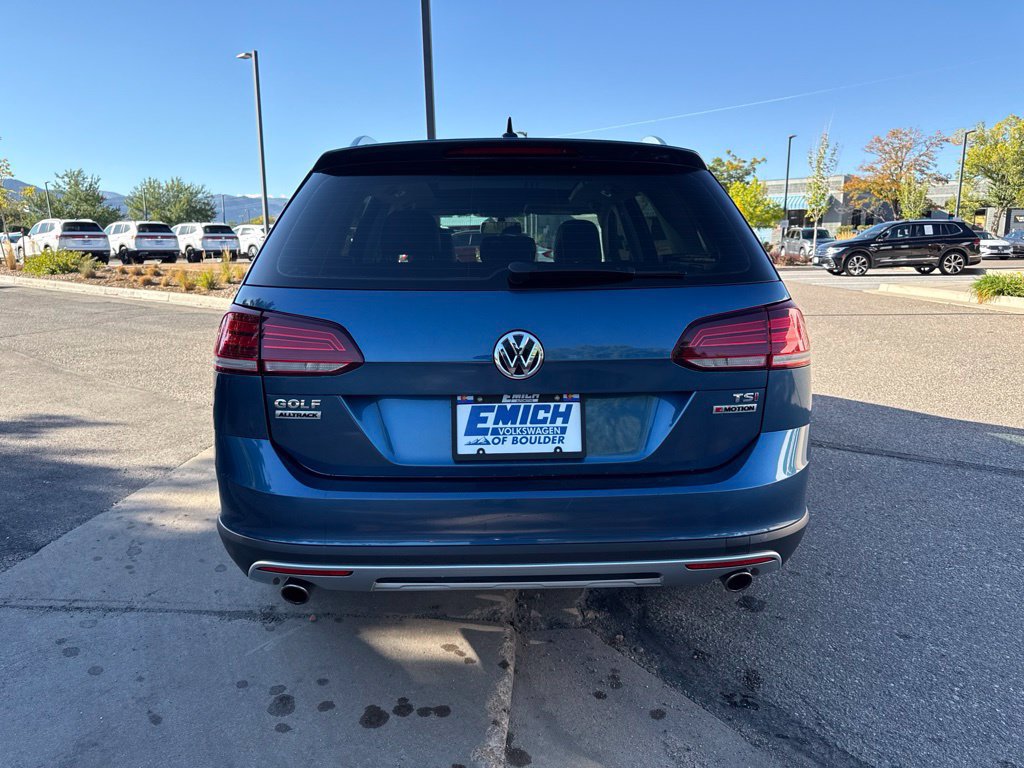 Used 2018 Volkswagen Golf Alltrack AWD/4WD image 4