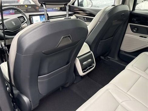 New 2026 Lincoln Nautilus Premier w/ Equipment Group 102A image 17