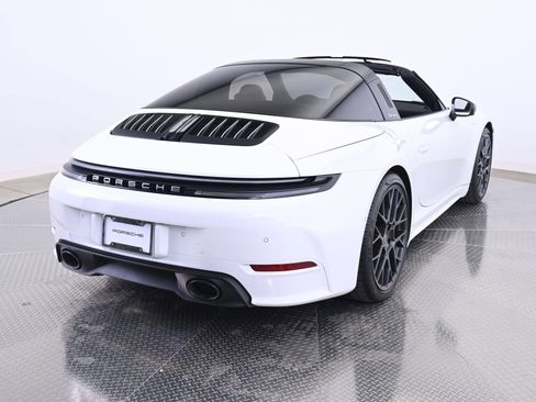 Certified 2026 Porsche 911 Targa 4S image 7