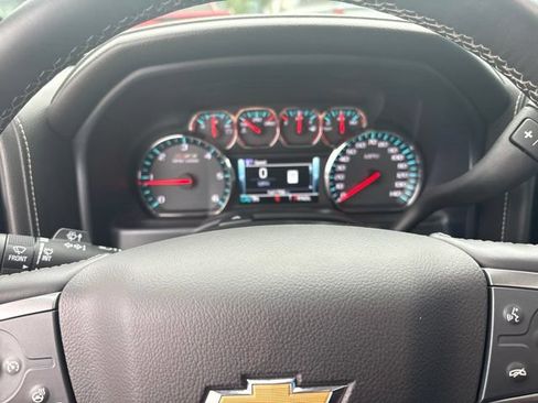 Used 2018 Chevrolet Silverado 1500 LTZ Z71 w/ LTZ Plus Package AWD/4WD image 15